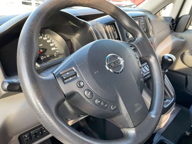 Nissan NV200 Kombi